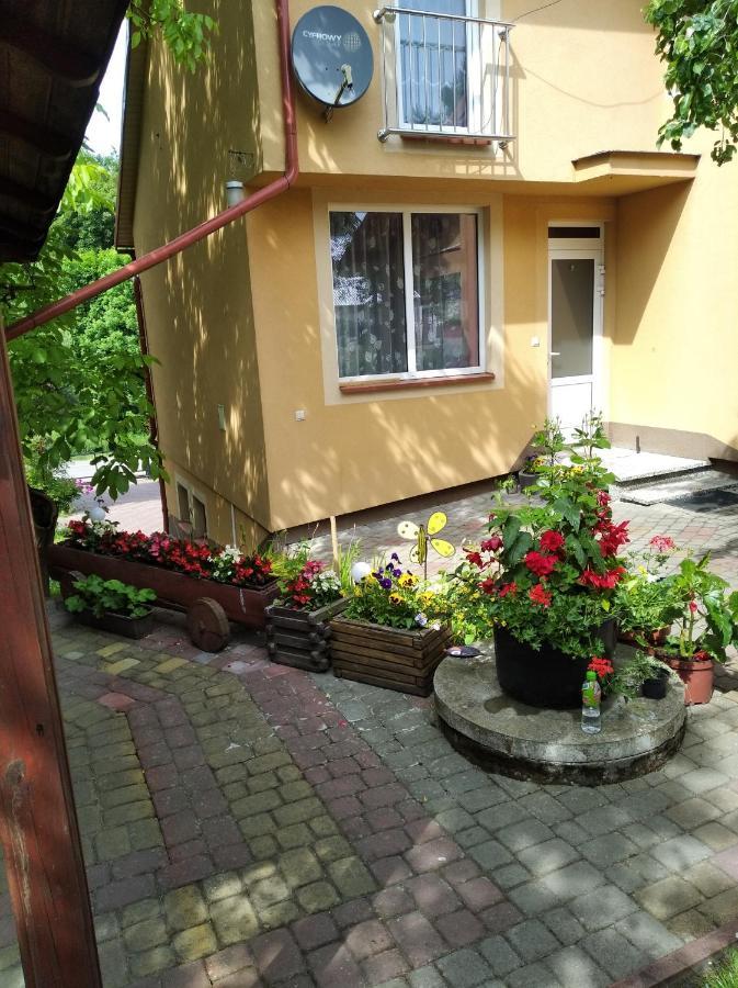Apartament W Domu Na Wsi Tomaszow Lubelski Exterior photo